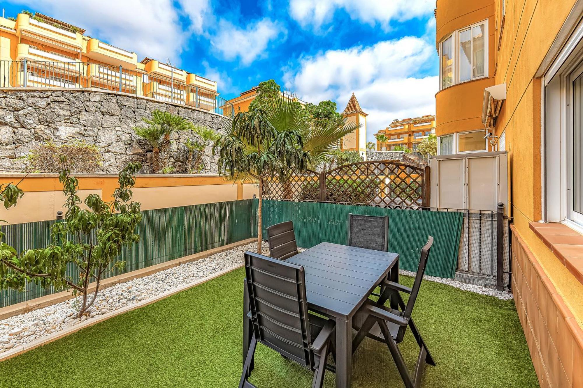 Ocean View Family Apartment In Playa La Arena Puerto de Santiago  Eksteriør bilde